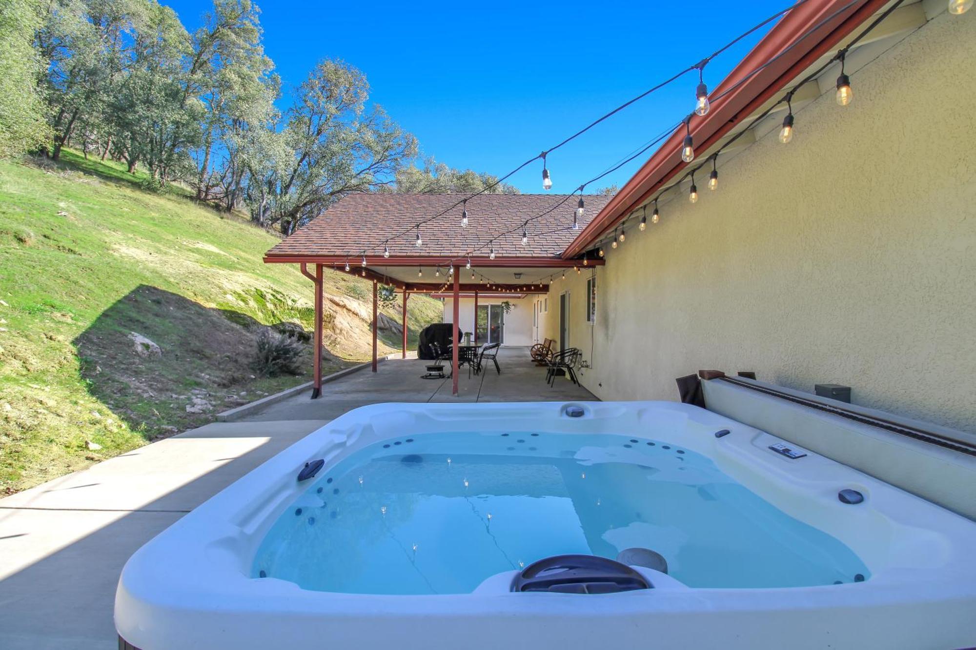 Villa Near Yosemite & Bass Lake W/Hot Tub/Evcharge Oakhurst Bagian luar foto
