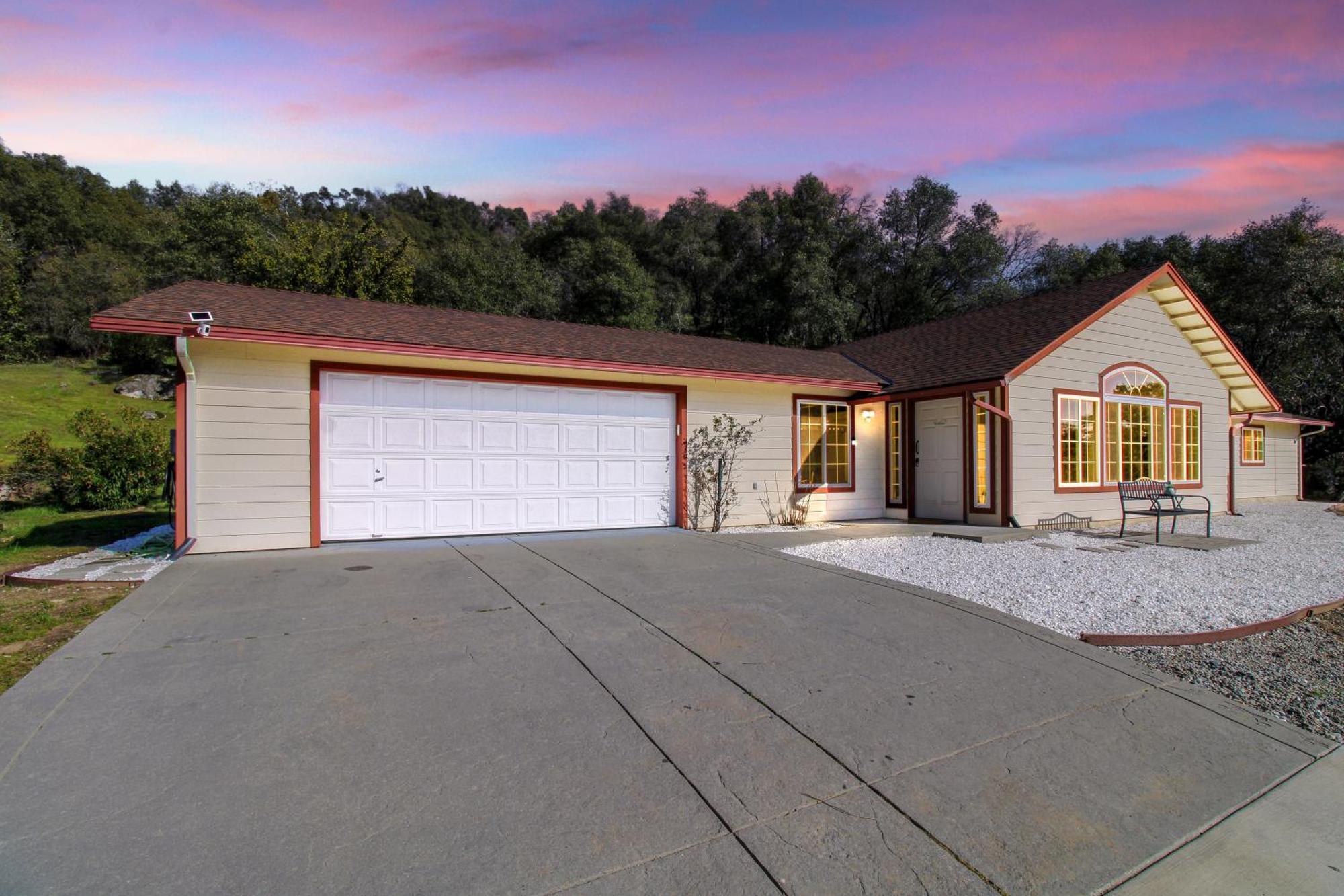 Villa Near Yosemite & Bass Lake W/Hot Tub/Evcharge Oakhurst Bagian luar foto