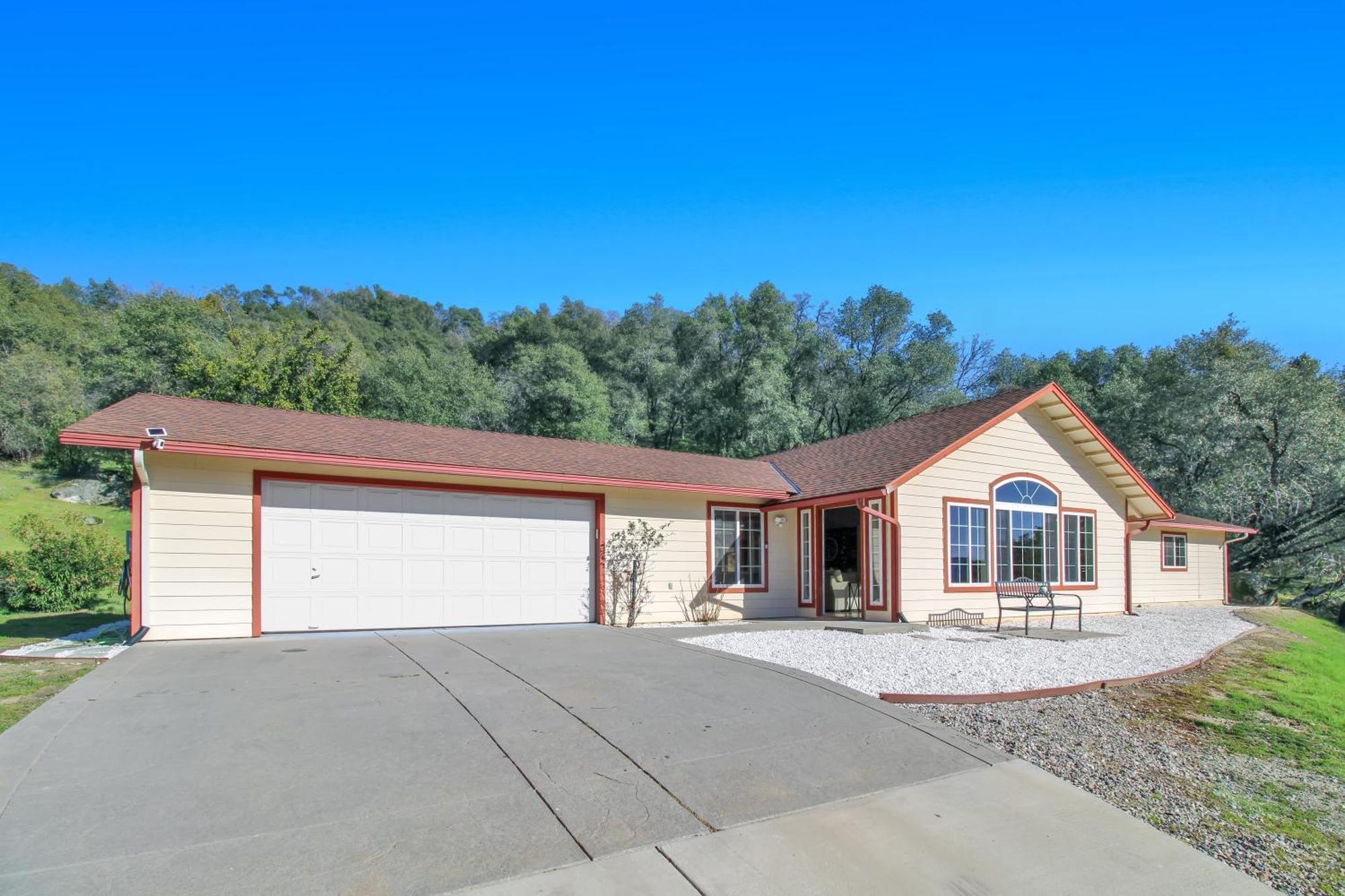 Villa Near Yosemite & Bass Lake W/Hot Tub/Evcharge Oakhurst Bagian luar foto